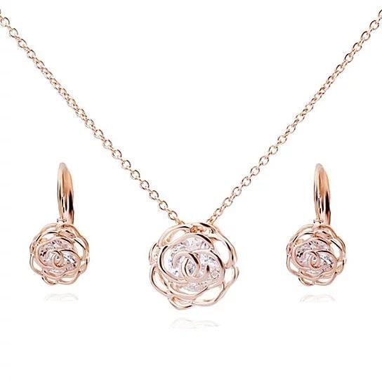 Rose Is A Rose Pendant And Chain 18kt Rose With 2ct CZ Bonus Free Earrings In White Yellow And Rose Gold Field